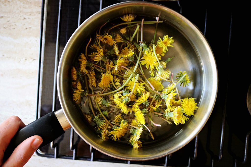 how-to-make-dandelion-tea-from-fresh-plant-simply-natural-nessa